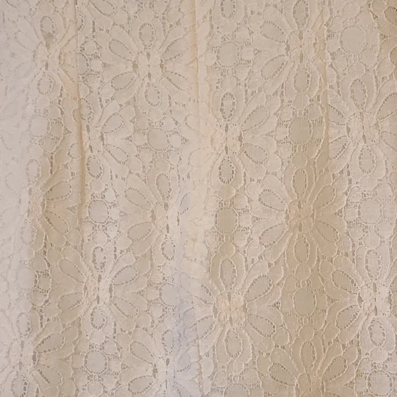 Cream mini dress. - Picture 3 of 4